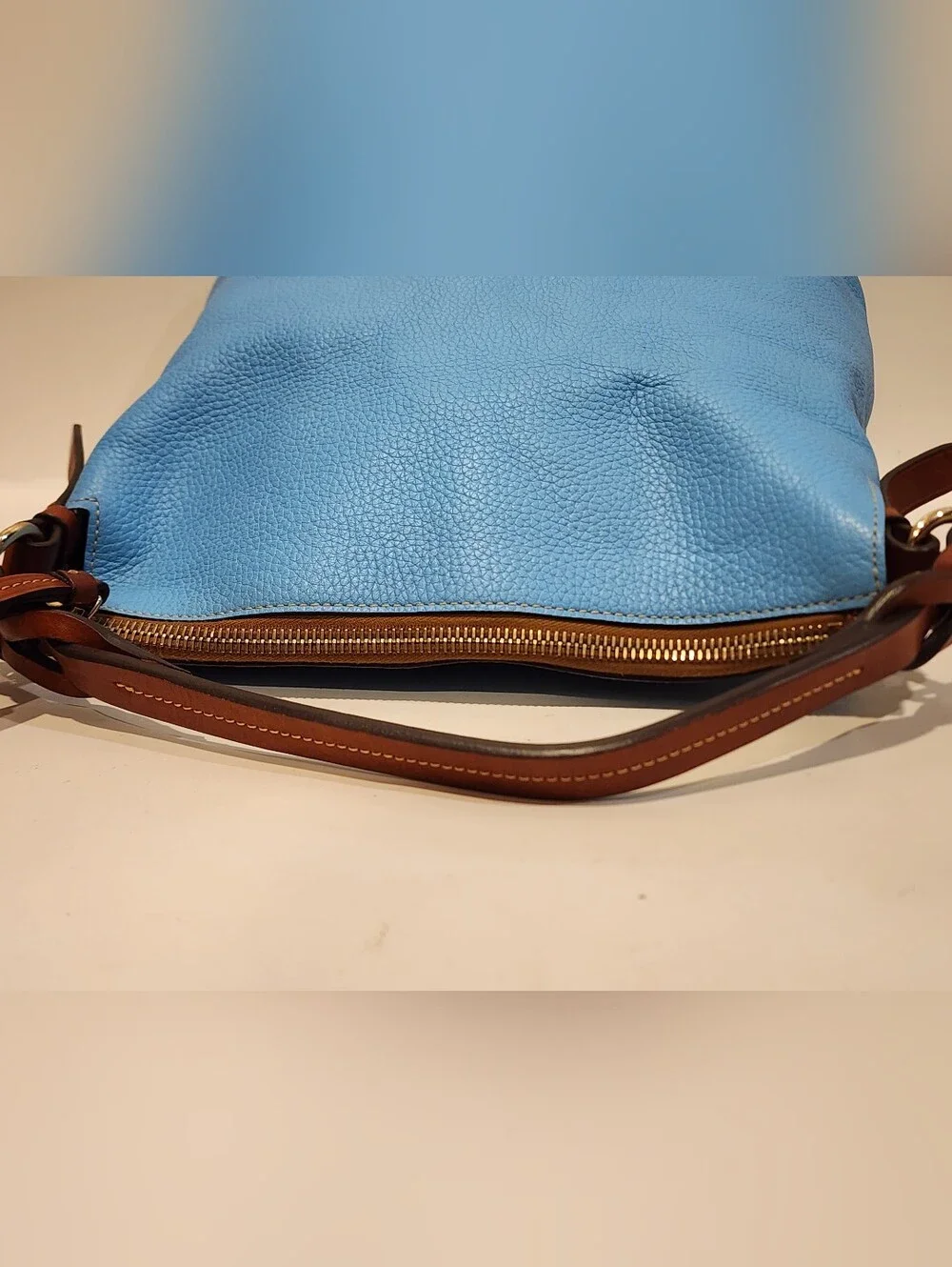 Dooney and Bourke Pebbled Leather Large Shlouder Bag Satchel - Picture 10 of 16